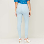 Women Solid Skinny Fit Jeans